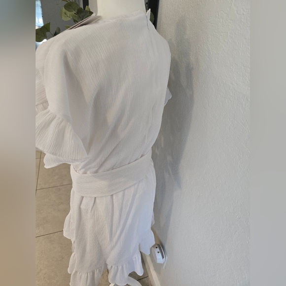Michael KorsWhite Ruffle Mini Dress - Picture 6 of 11